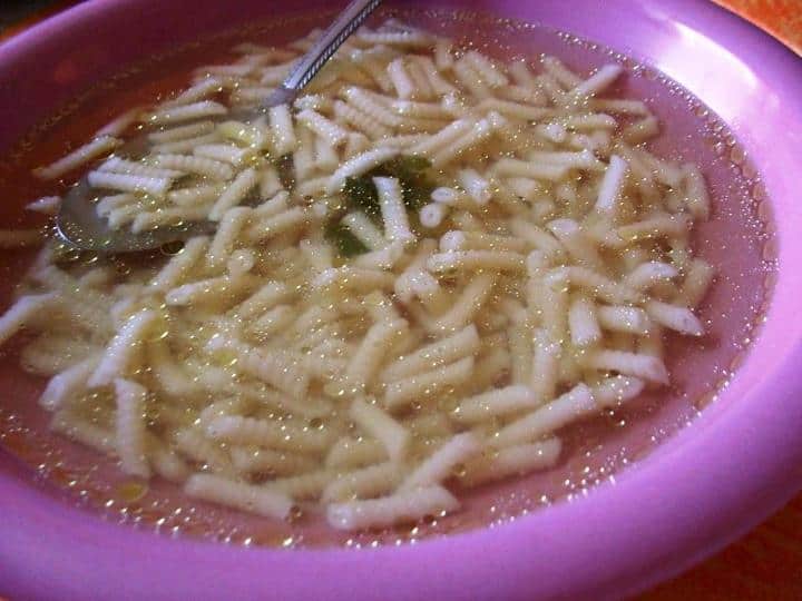 Húsleves csirke mellcsontból