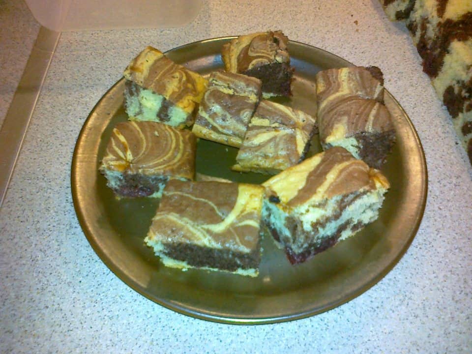 Meggyes zebra szelet