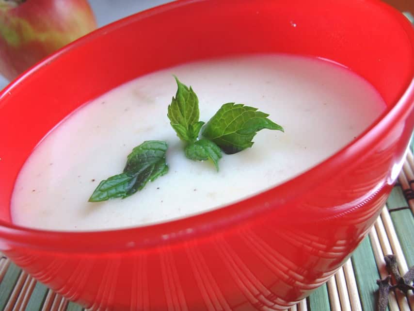 Tejszínes-pudingos almakrémleves