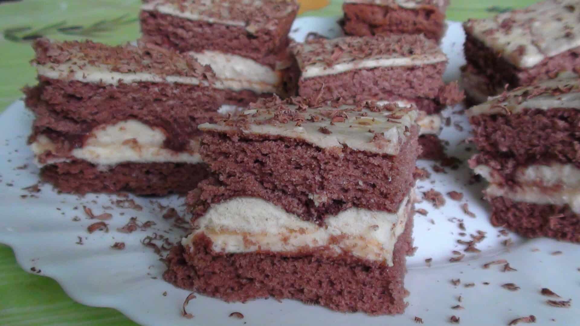 Párizsi tejszinhabos csokoládés szelet