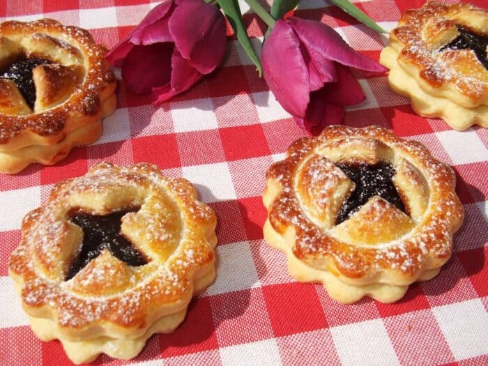 Szilvalekváros ravioli kalácskák