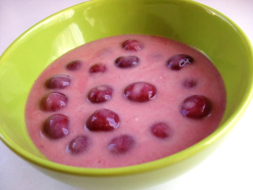 Fahéjas meggyleves