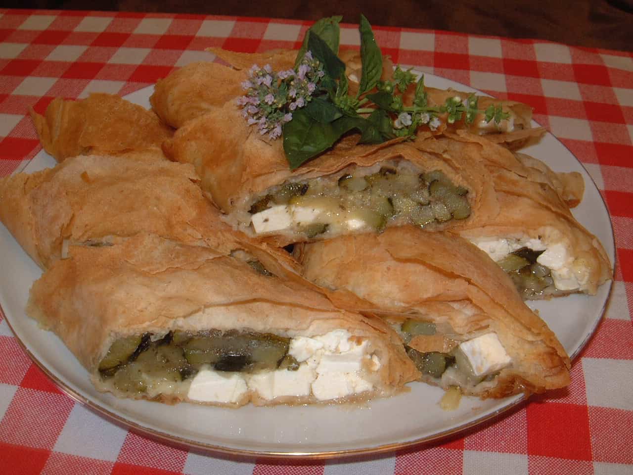 Cukkinis sajtkrémes rétes Tante Fanny