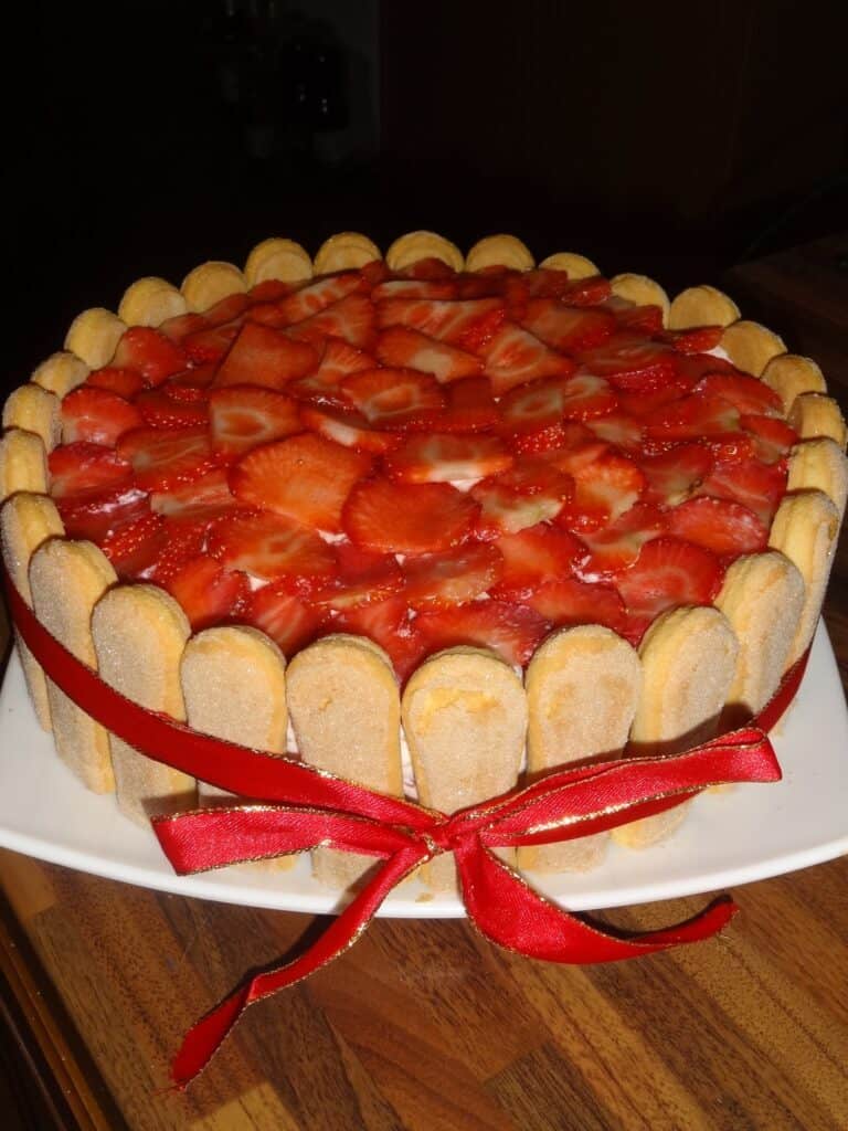 Babapiskótás epertorta