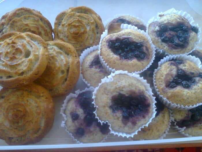 Áfonyás mákos muffin