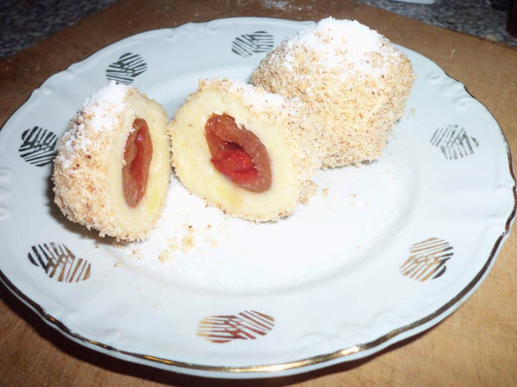 Szilvás gombóc