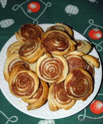 Fahéjas mini csigák