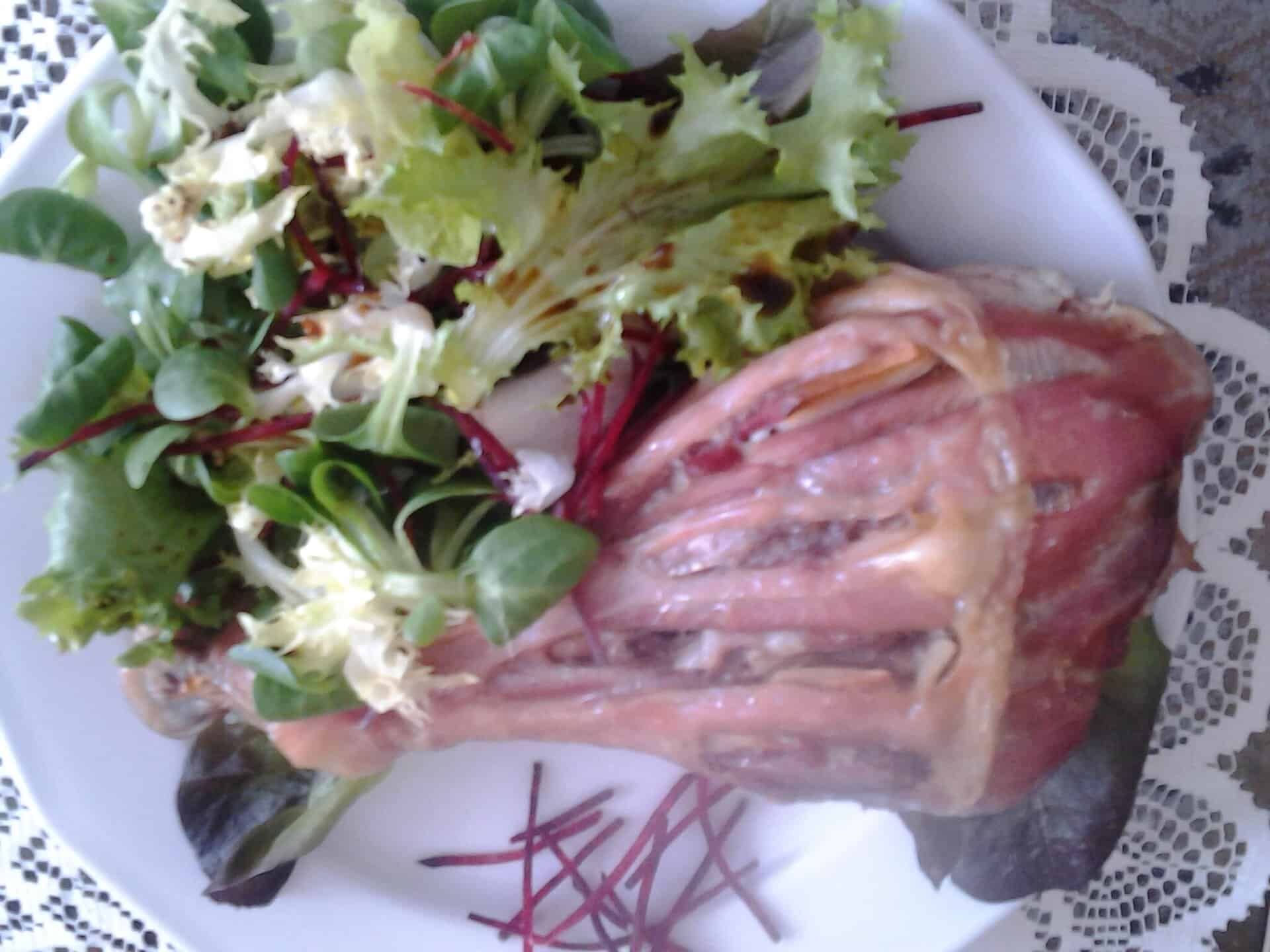 Sült pulykacomb szalonnával, fokhagymával