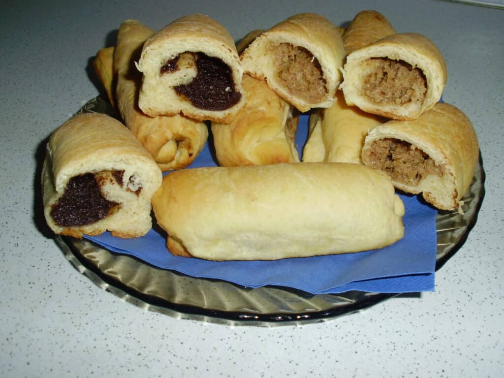 Csokis-szilvalekváros, diós bukta