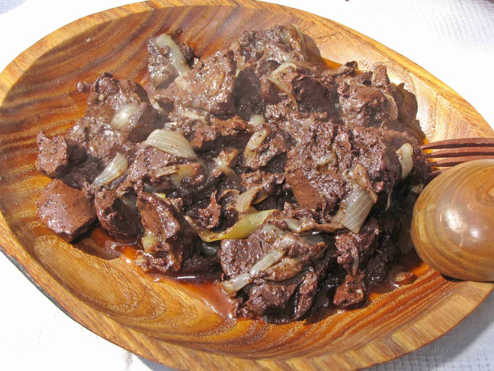 Hagymás, sült vér