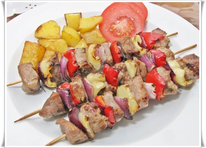 Rablóhús / saslik