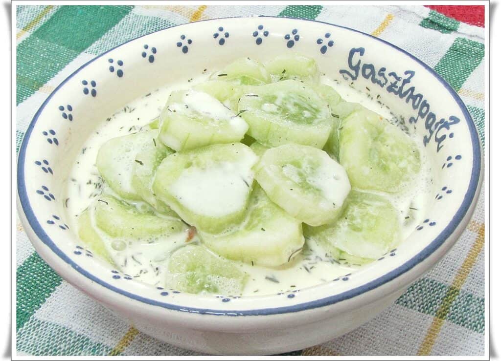 Uborkasaláták