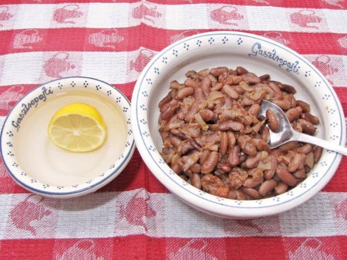 Hagymás bab – Bud Spencer módra