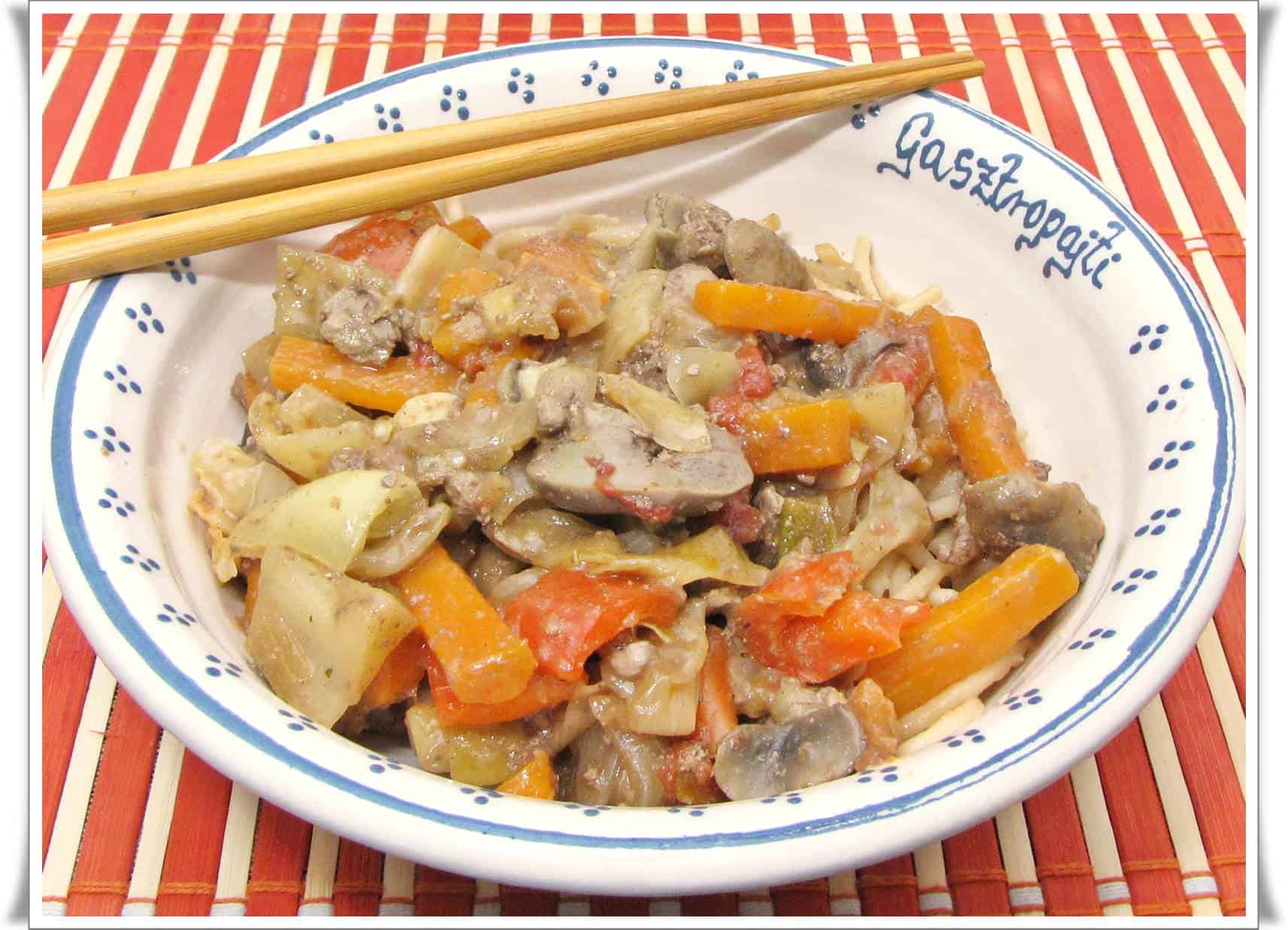 Édes-savanyú csirkemáj wokban