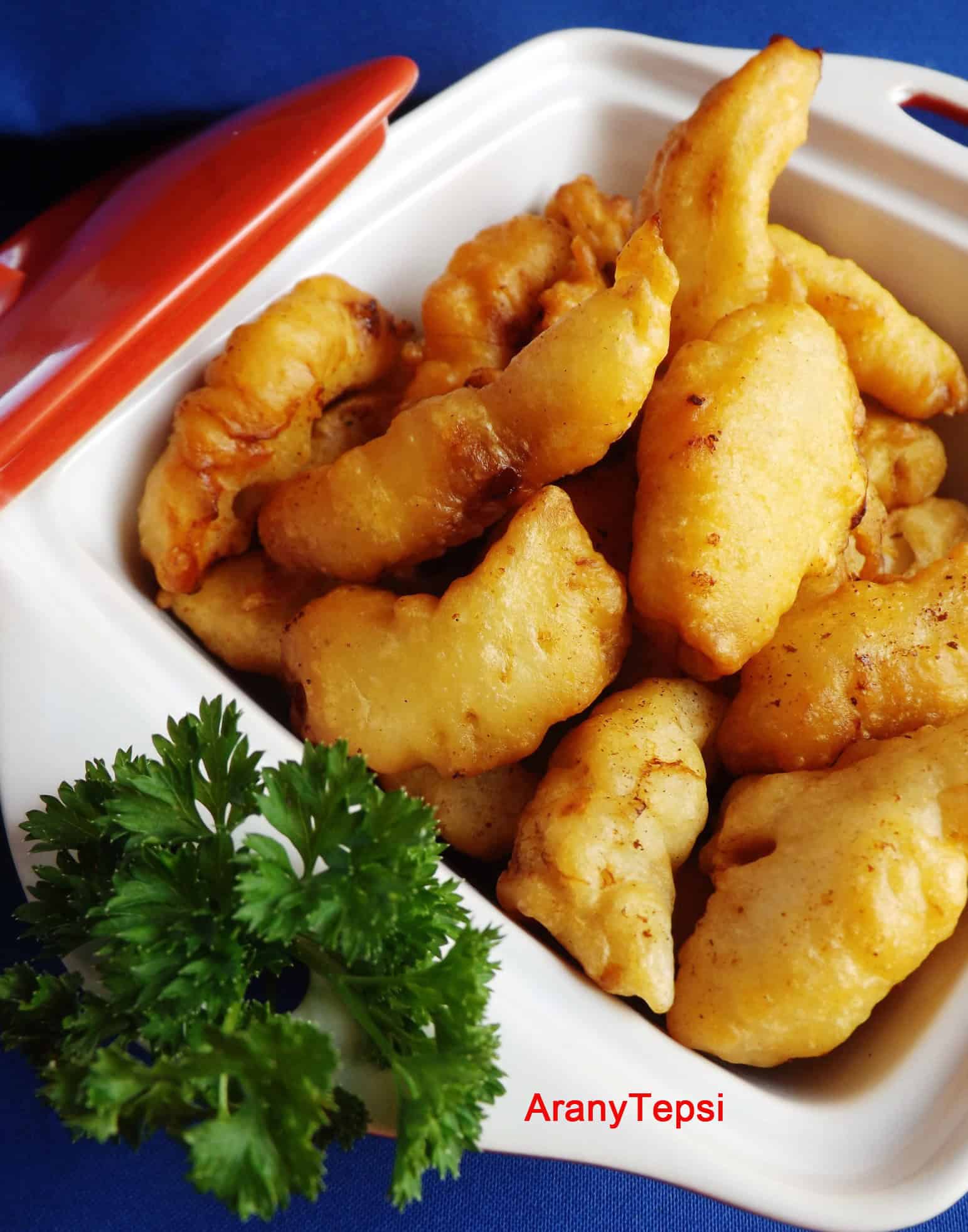 Krémsajtos bundában sült csirkefalatok