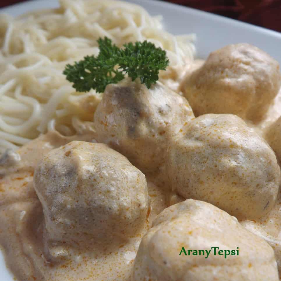 Bakonyi húsgolyók spagetti tésztával