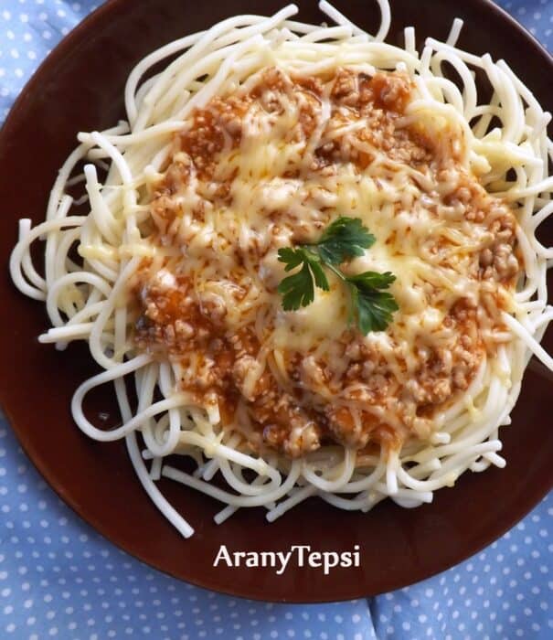 Bolognai spagetti kicsit másképpen