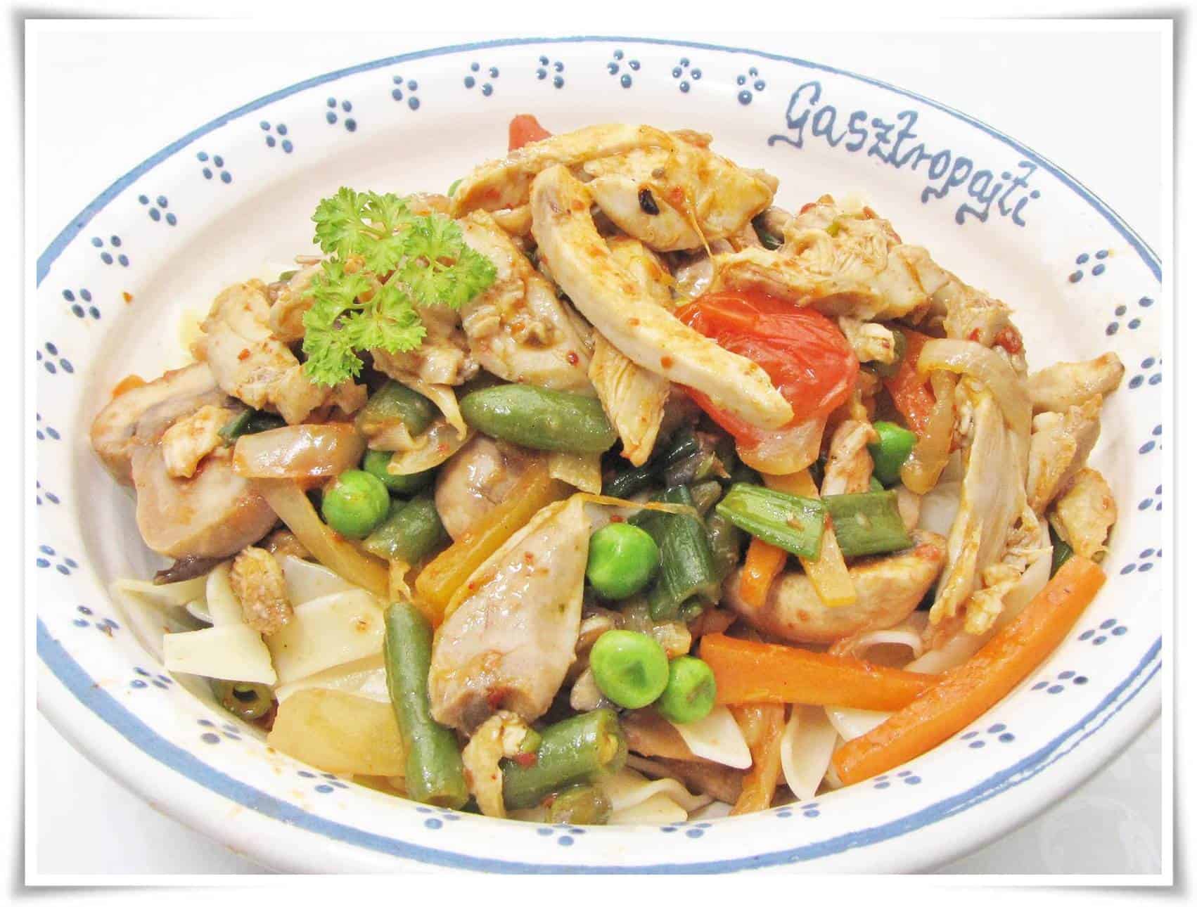 Zöldséges csirke curry