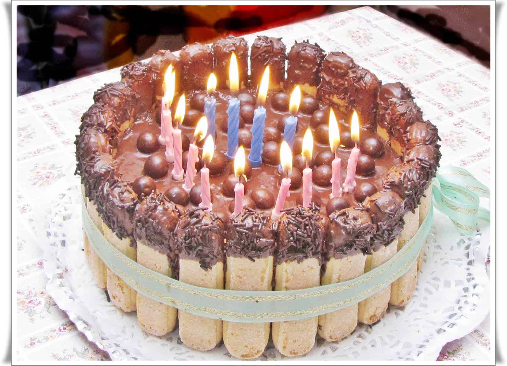 Babapiskótás tortaerőd.