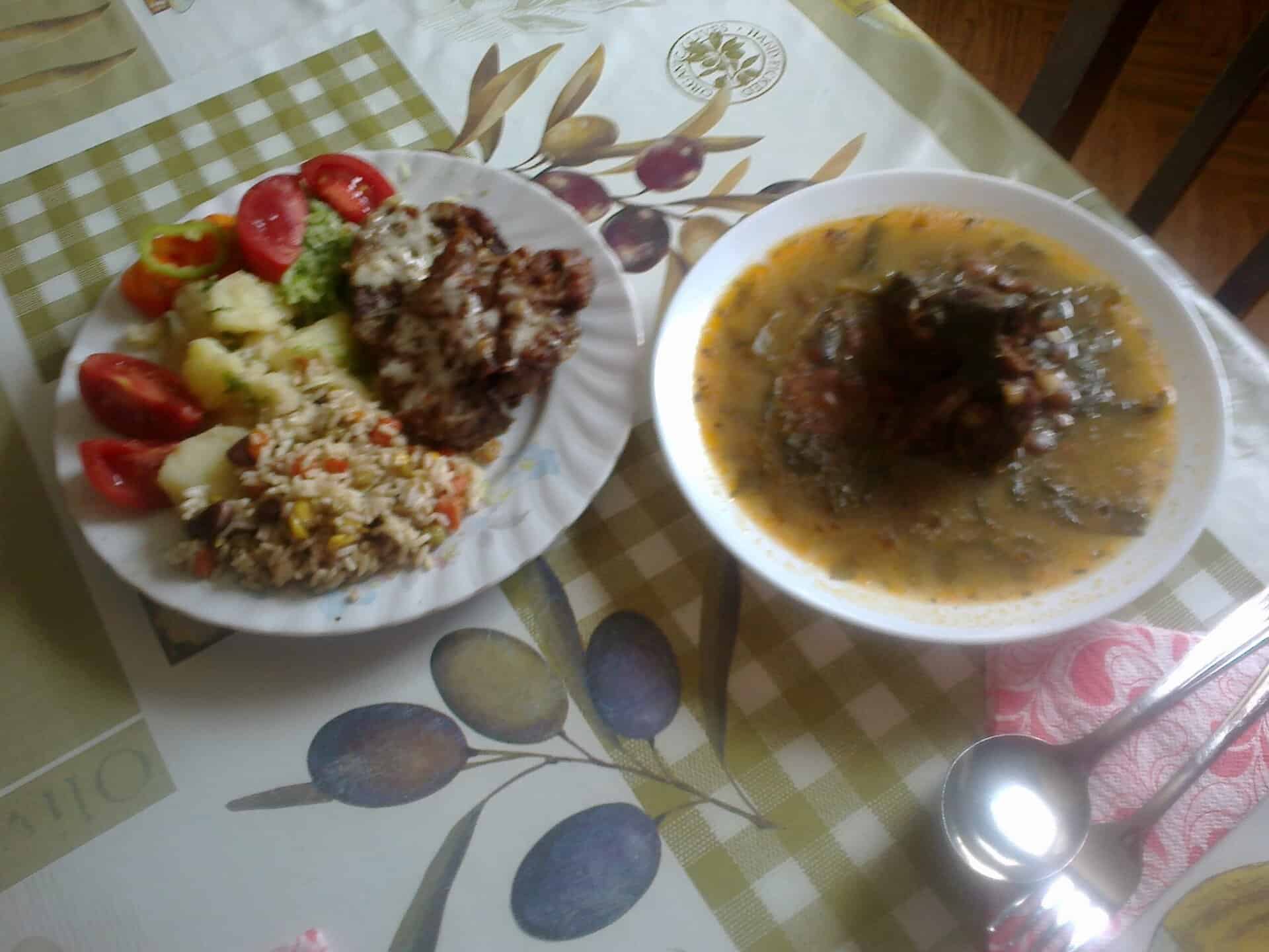 Salátás bableves és hagymás sertés tarja