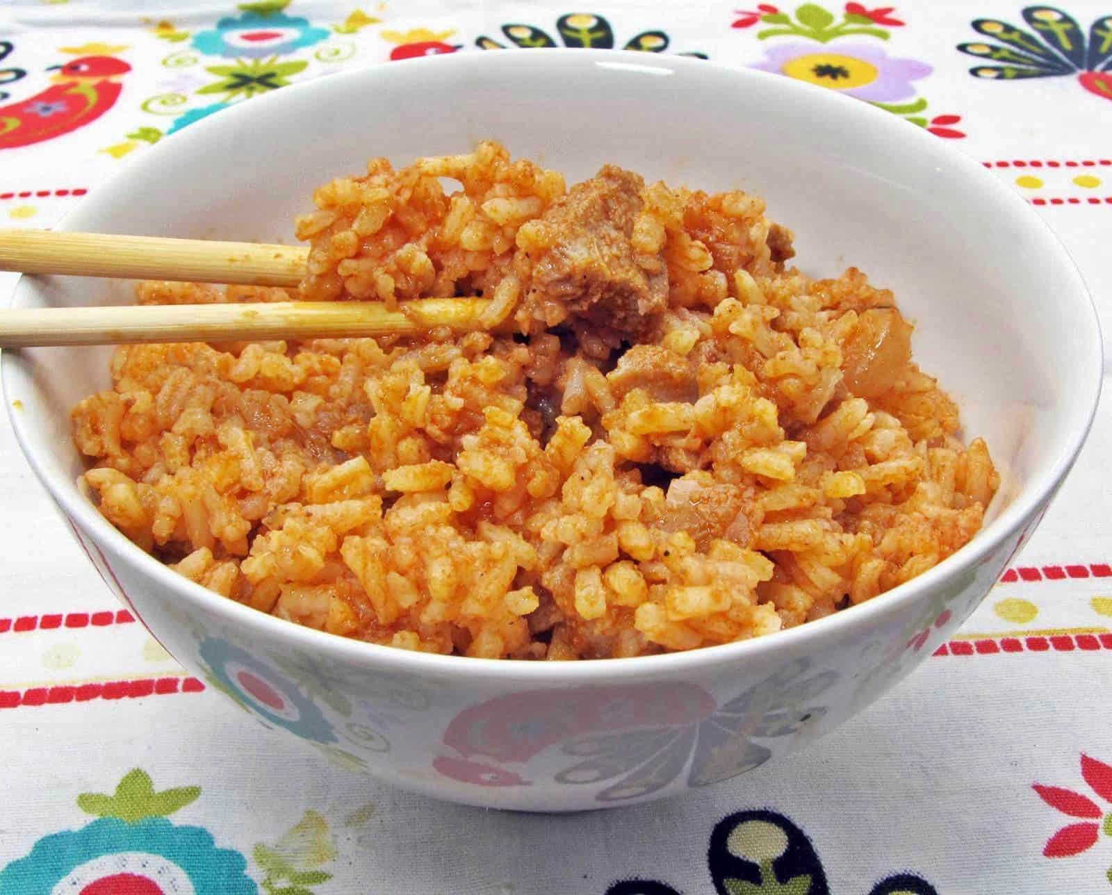 Kínai húsos, rizses egytál