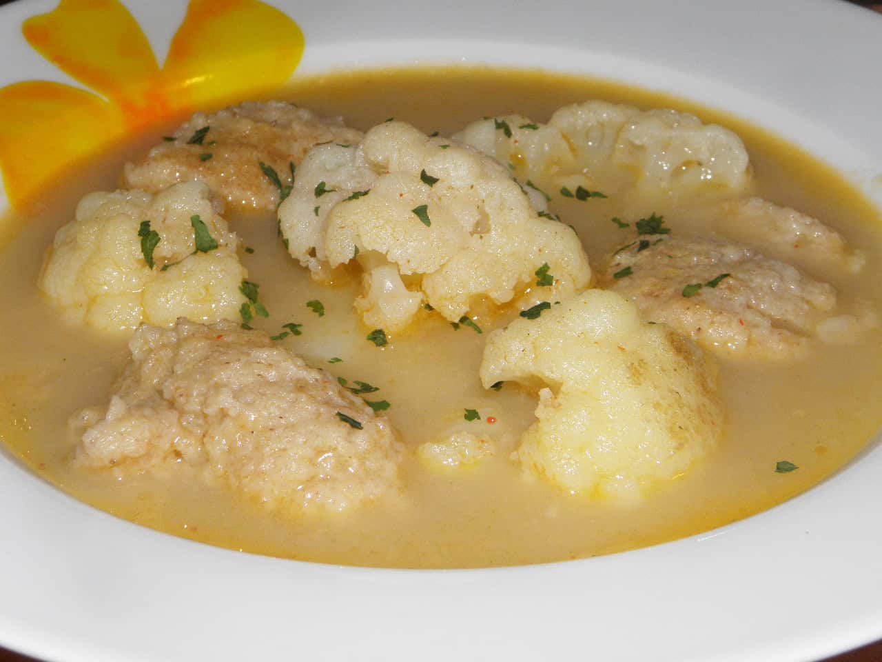 Karfiol leves vajas galuskával