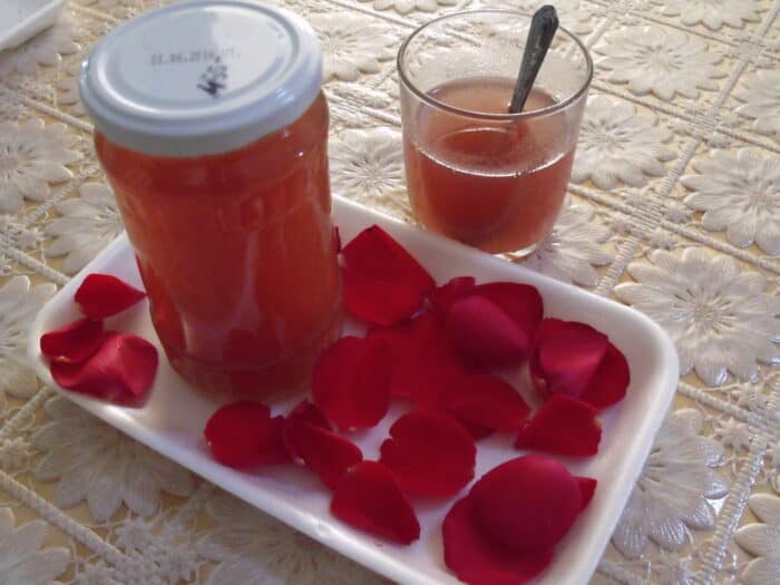 Vegyes gyümölcslekvár rózsával Csildi saját recept