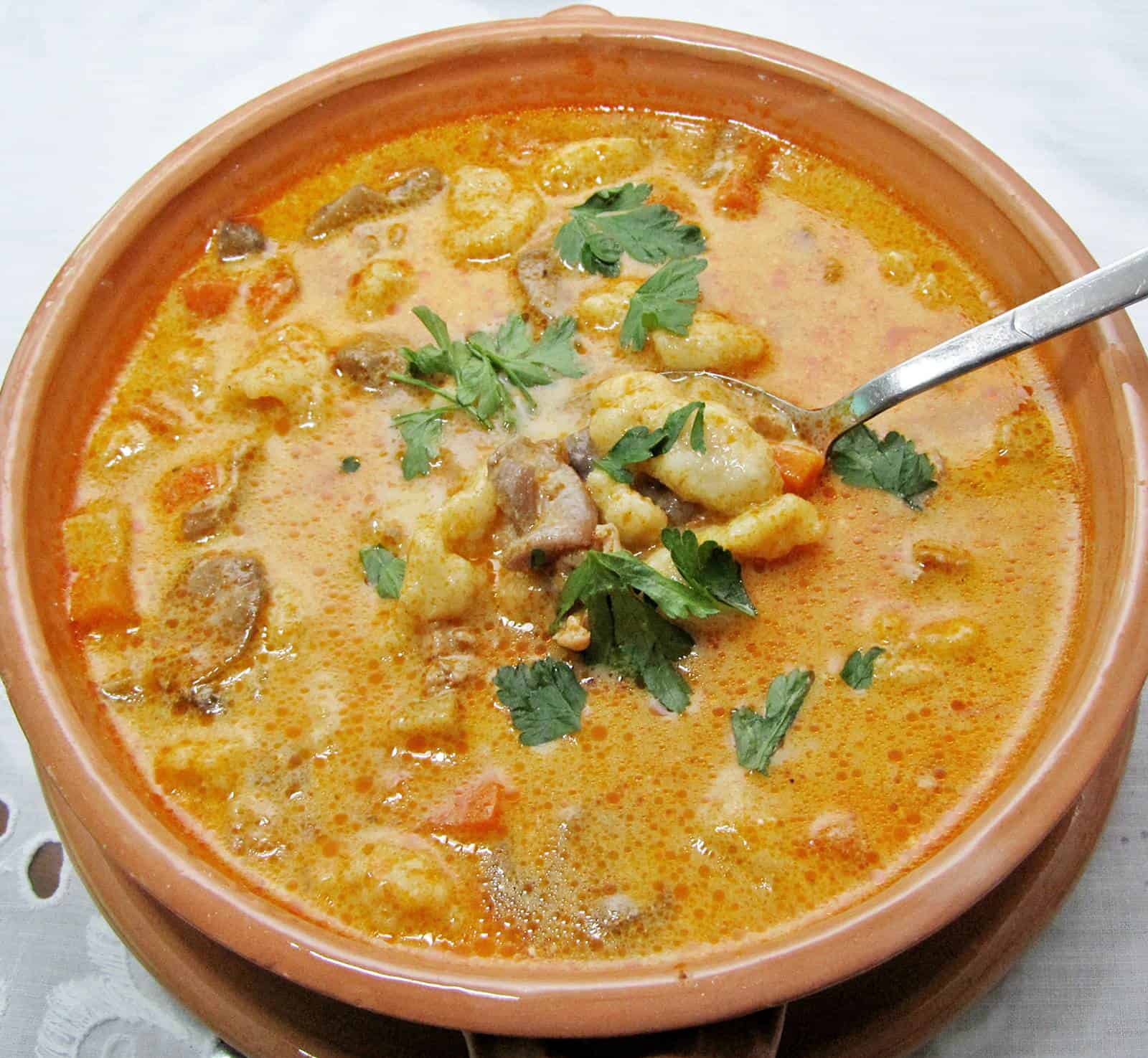 Alföldi betyárgulyás