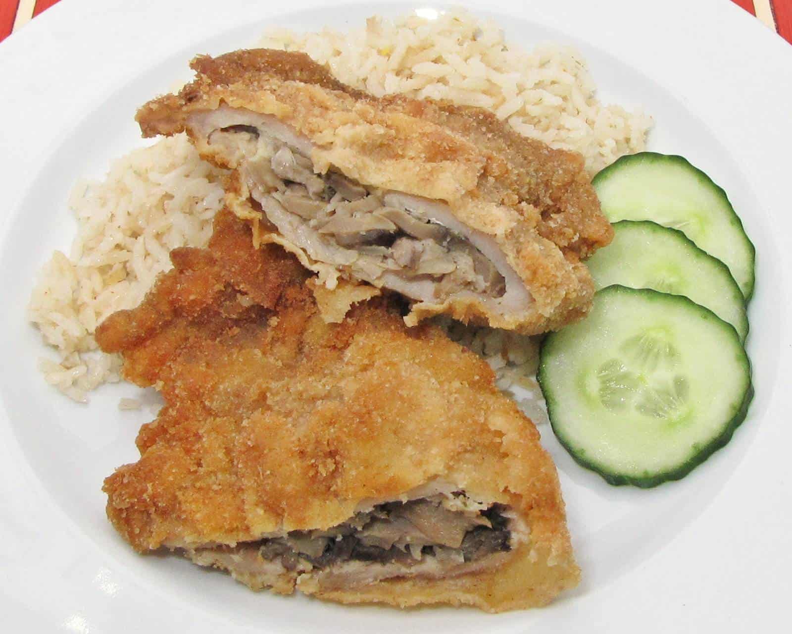 Gombával töltött borda