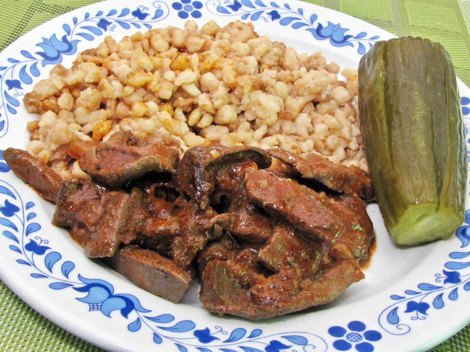 Vörösboros pirított sertésmáj / resztelt máj