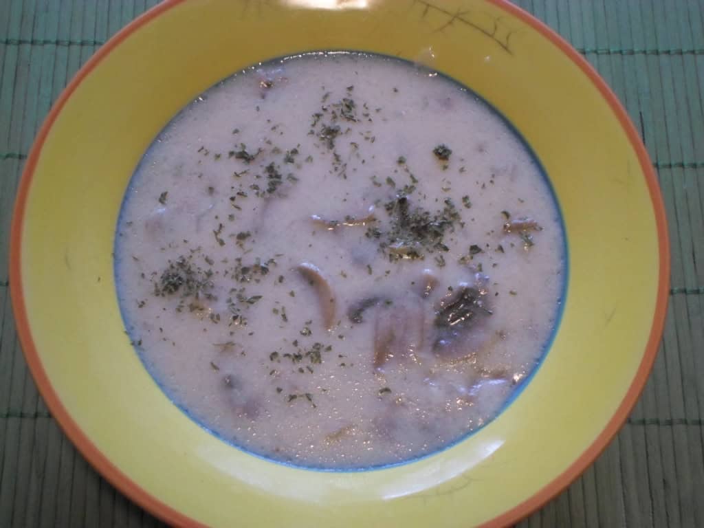 Sajtkrémes gombaleves