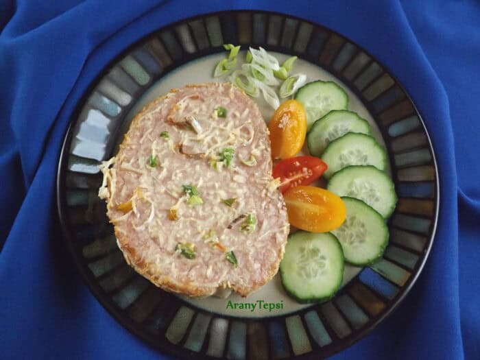 Tejfölös-májkrémes melegszendvicskrém