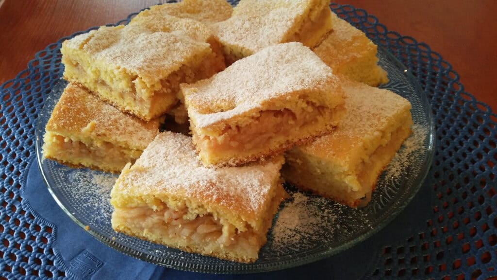 Almás pite *