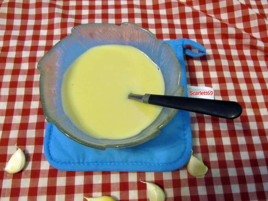Fokhagymakrémleves