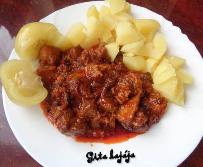 Csülökpörkölt kuktában
