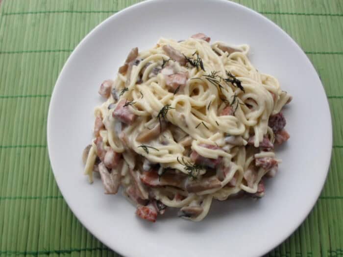 Sonkás kapros spagetti