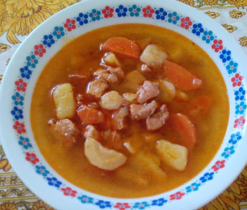 Gulyásleves