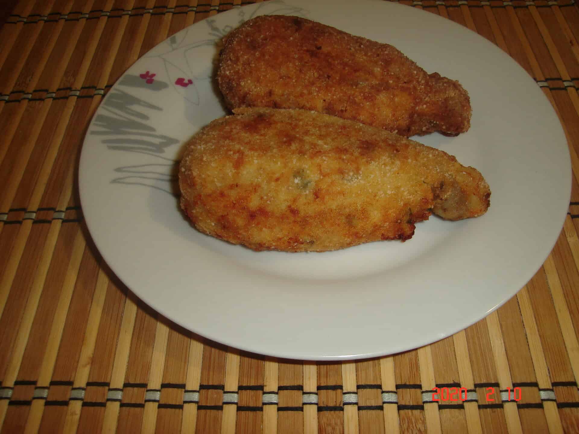 Ropogós csirkecomb burgonyával töltve