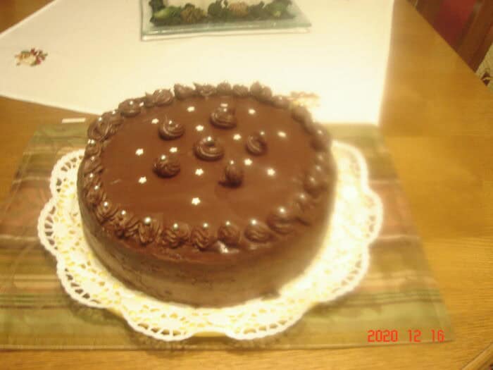 Csupa csokoládé torta