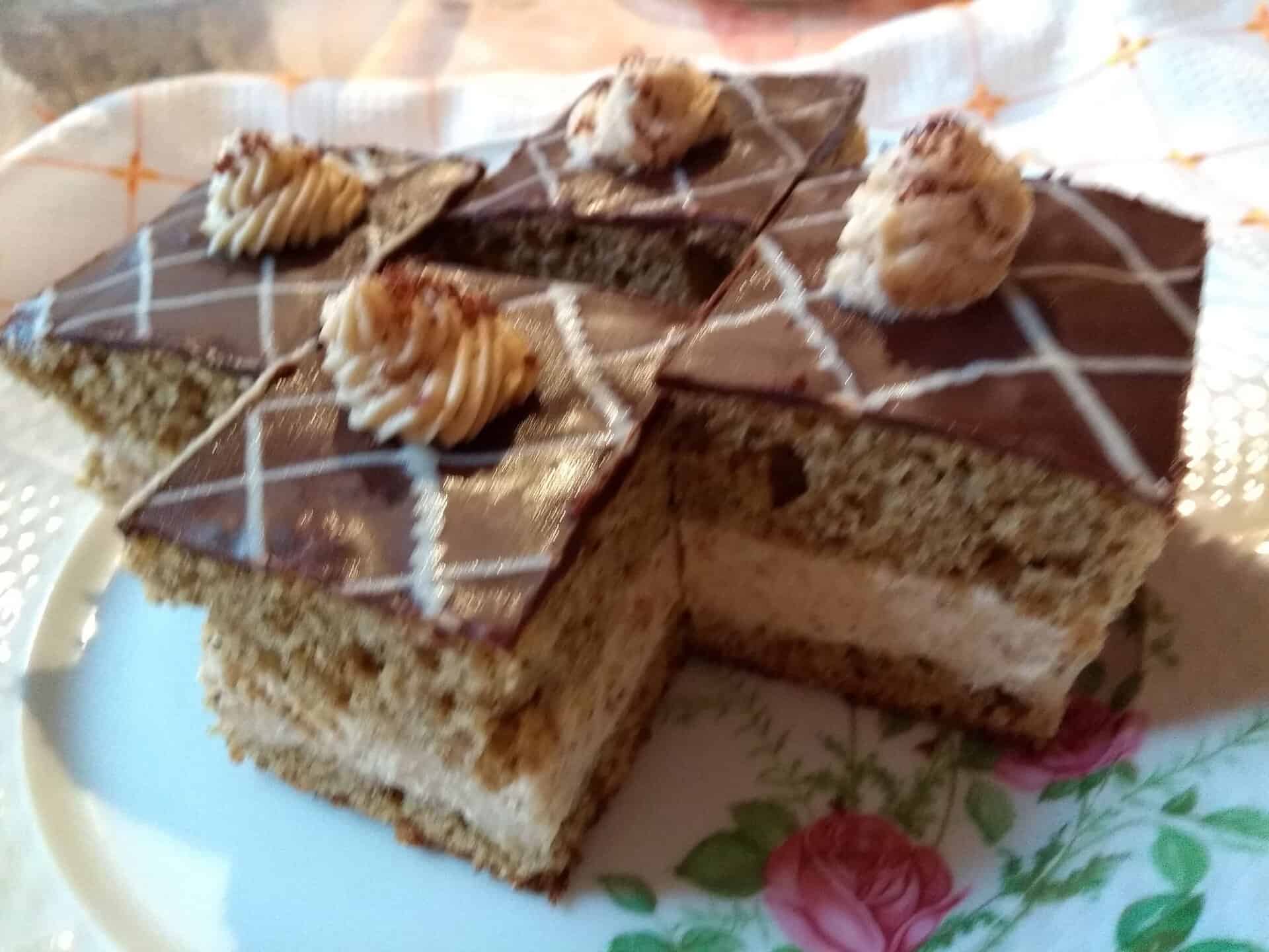 Gesztenyekrémes kávé szelet