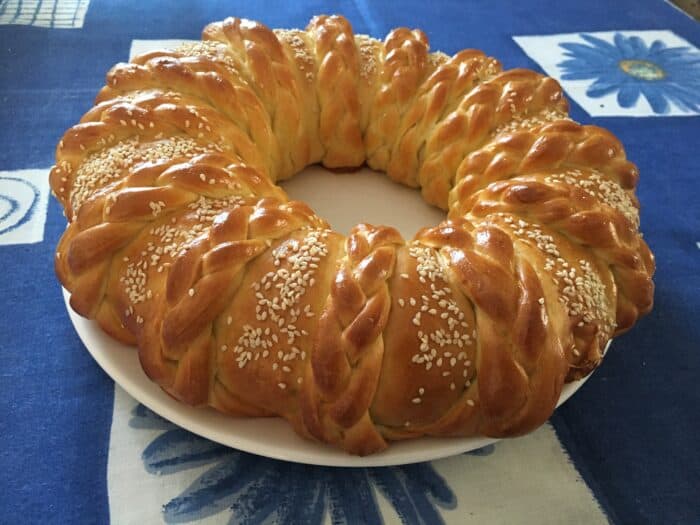 Töltött kalácskoszorú