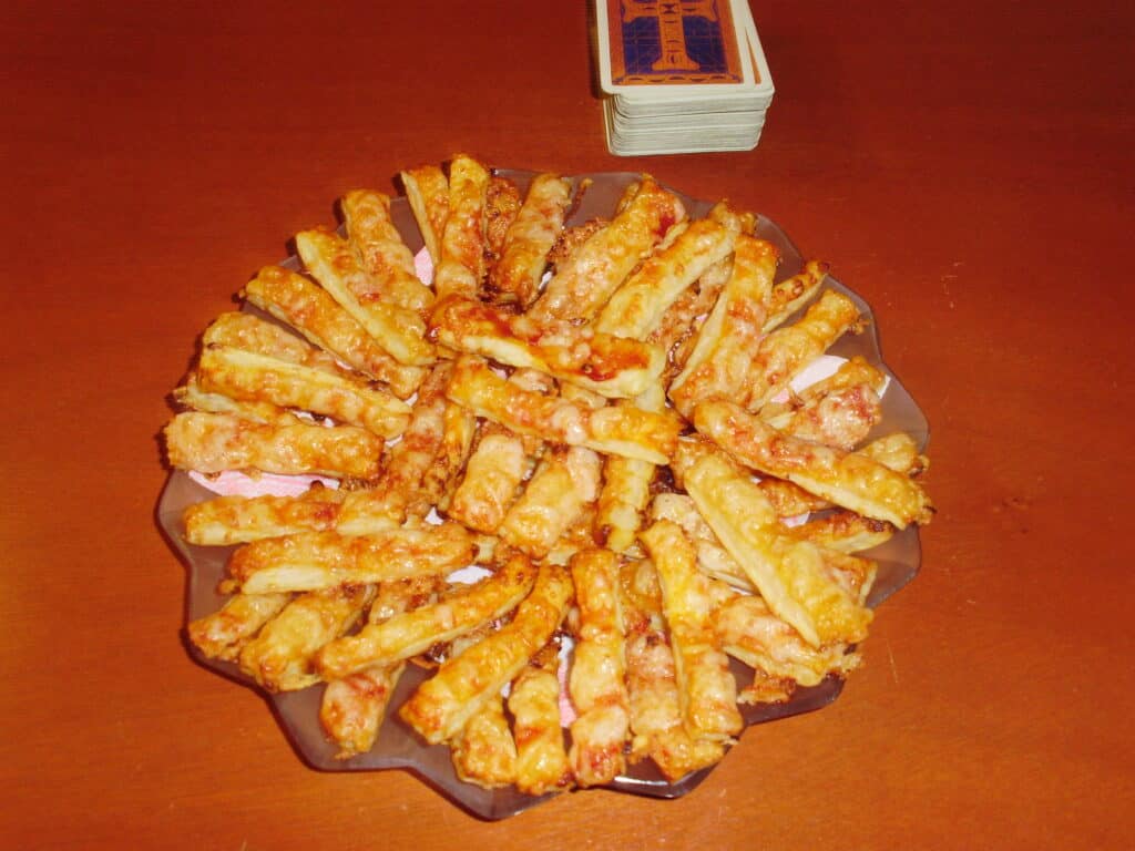 Sajtos rúd leveles tésztából