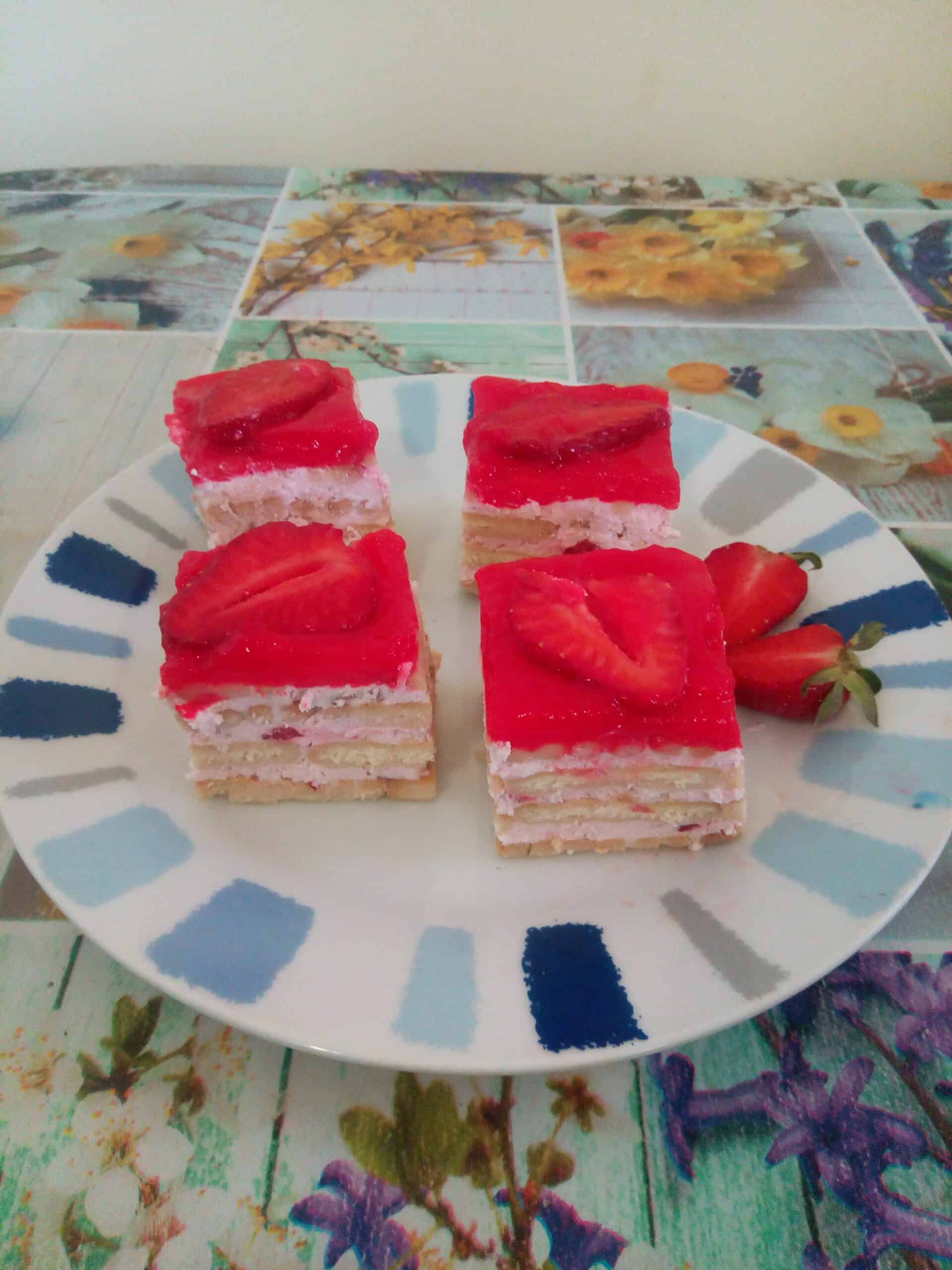 Epres,joghurtos,túrós-kekszes süti