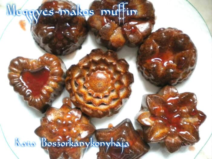 Meggyes-mákos muffin