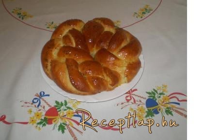 Sós foszlós húsvéti kalács