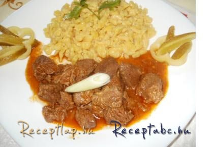 Marhapörkölt