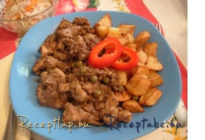Máj-csirkemell zöldborsóval, gombával
