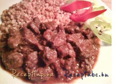 Vörösboros marhapörkölt