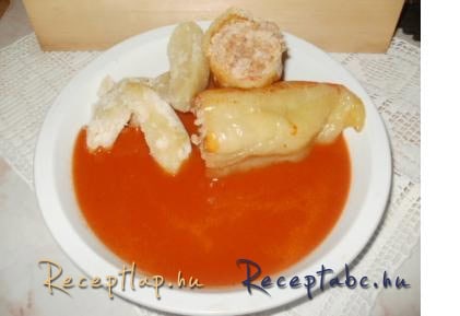 Töltött paprika,fött burgonyával