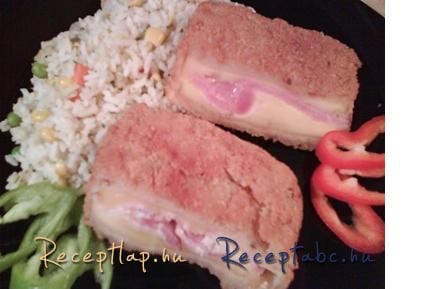 Sonkával /baconnal /töltött rántott sajt